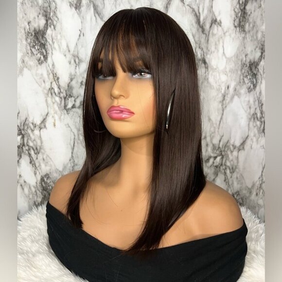 16 In Short Bob Chocolate Brown Wig with Bangs - Picture 1 of 9